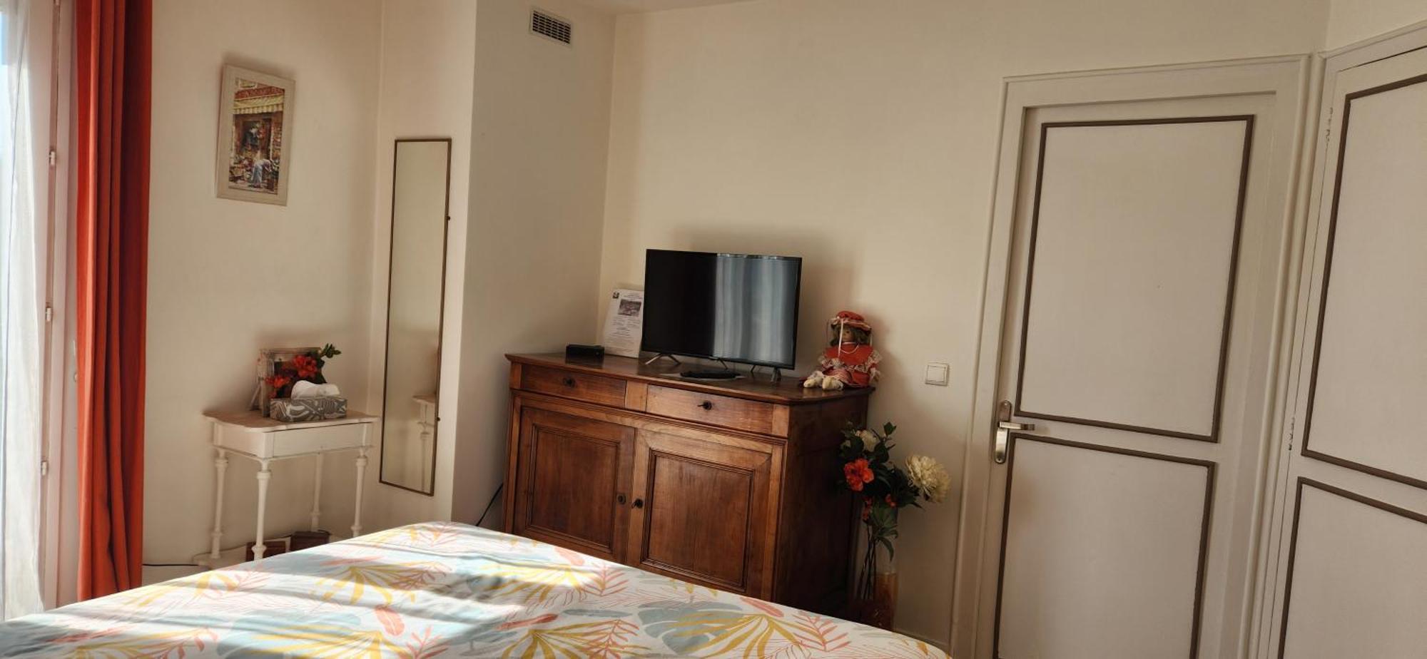Les Pingouins De La Marne Bed & Breakfast Le Perreux-Sur-Marne Exterior photo
